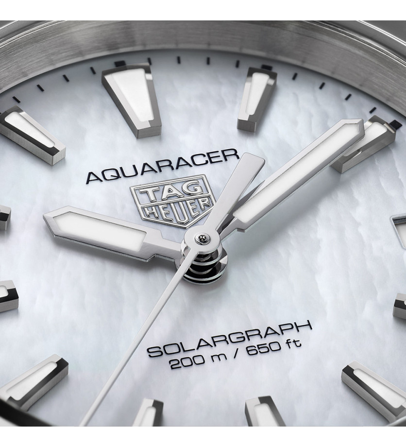 Montre Tag Heuer Aquaracer Professional 200 Solargraph quartz cadran blanc bracelet acier 34 mm