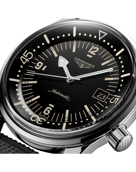 Montre Longines Legend Diver automatique cadran noir bracelet cuir noir 42 mm