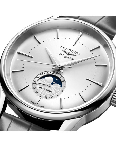 Montre Longines Flagship Heritage Phase de Lune automatique cadran argenté bracelet cuir gris 38,5 mm