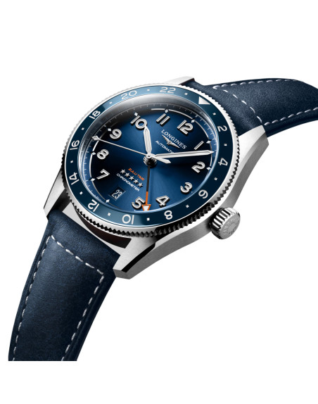 Montre Longines Spirit Zulu Time automatique cadran bleu bracelet cuir bleu 39 mm