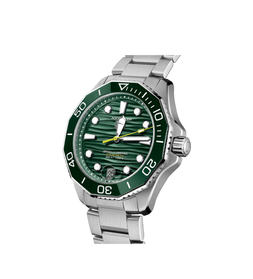 Montre TAG Heuer Aquaracer automatique (cosc) bracelet acier cadran vert 42mm