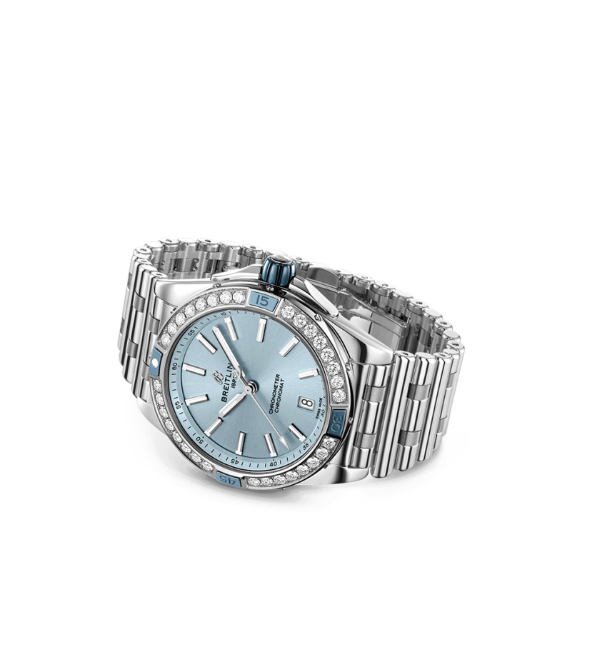 Montre Breitling Super Chronomat automatique lunette sertie cadran bleu bracelet acier 38 mm