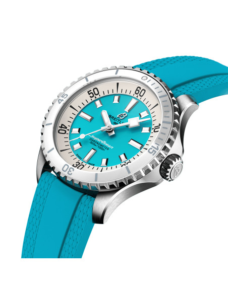 Montre Breitling Superocean automatique cadran turquoise bracelet caoutchouc turquoise 36 mm