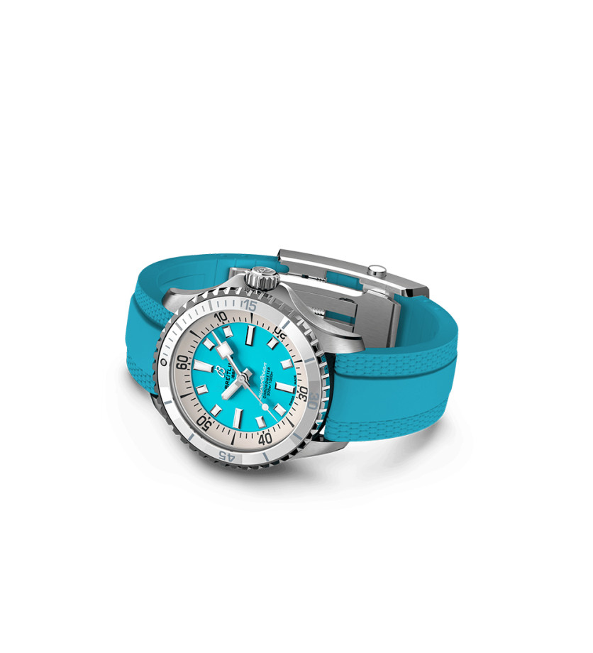 Montre Breitling Superocean automatique cadran turquoise bracelet caoutchouc turquoise 36 mm