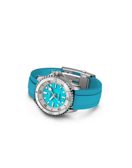 Montre Breitling Superocean automatique cadran turquoise bracelet caoutchouc turquoise 36 mm