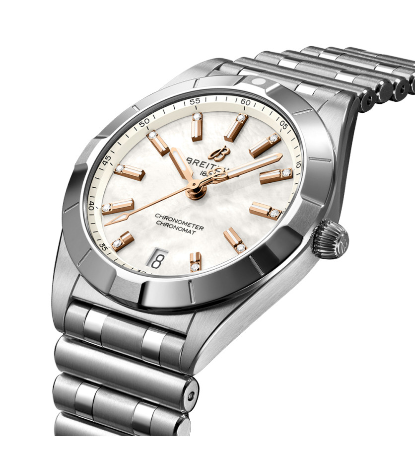 Montre Breitling Chronomat SuperQuartz™ cadran nacre blanche index diamants bracelet acier 32 mm