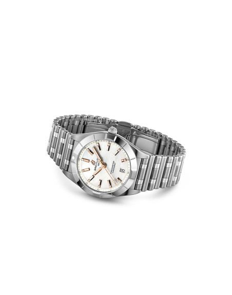 Montre Breitling Chronomat SuperQuartz™ cadran nacre blanche index diamants bracelet acier 32 mm