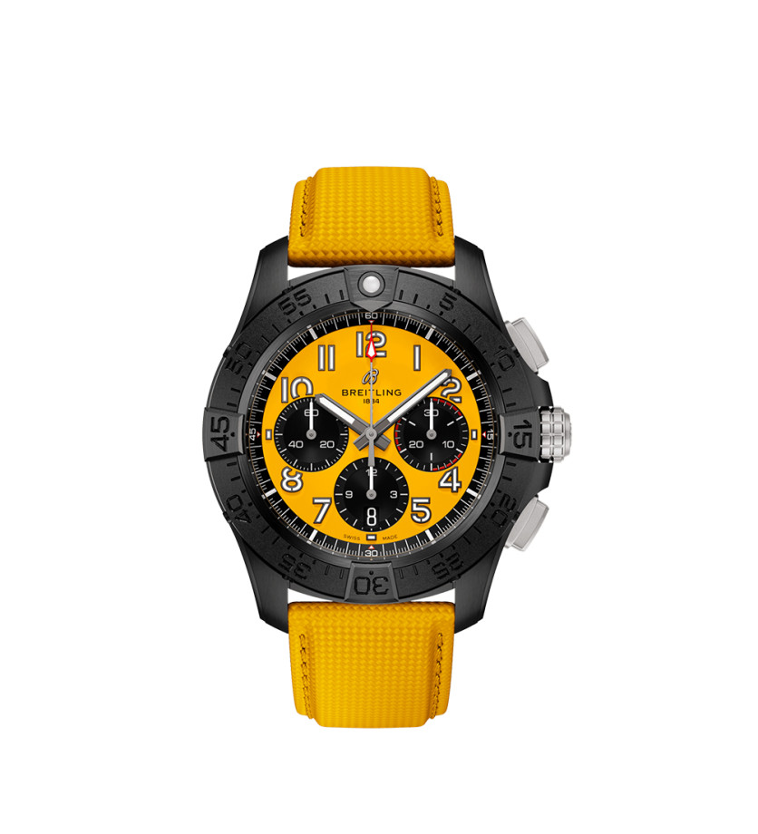 Montre Breitling Avenger B01 Chronograph automatique cadran jaune bracelet cuir jaune 44 mm