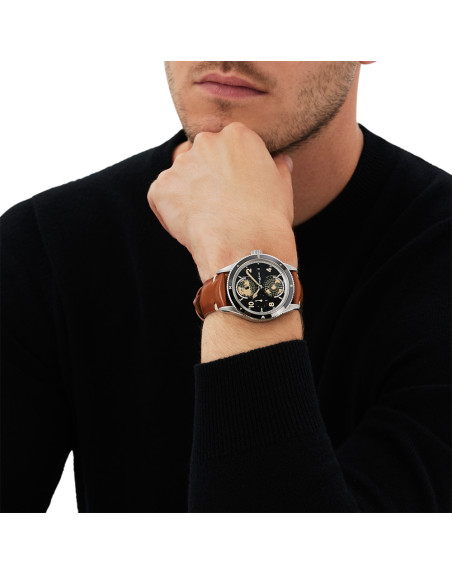 Montre Montblanc 1858 Geosphere cadran noir bracelet en cuir 42mm