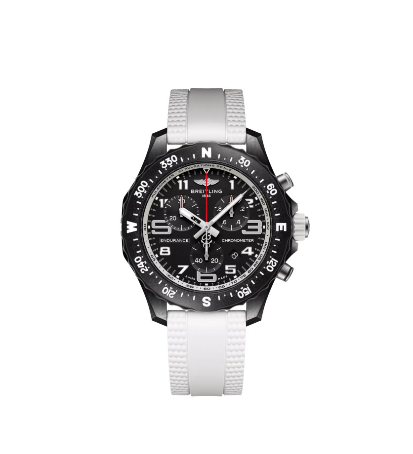 Montre Breitling Endurance Pro SuperQuartz cadran noir bracelet caoutchouc blanche claire 38 mm