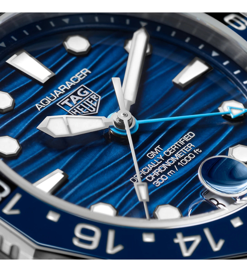 Montre TAG Heuer Aquaracer GMT automatique cadran bleu bracelet acier 42mm