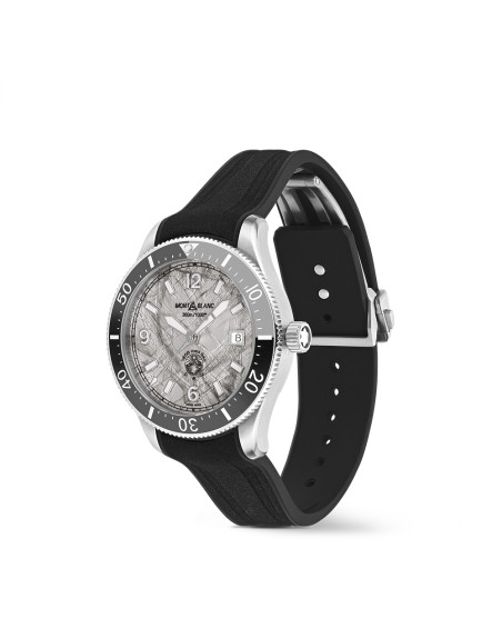 Montre Montblanc 1858 Iced Sea Automatic Date cadran gris à motif glacier bracelet caoutchouc noir 41 mm