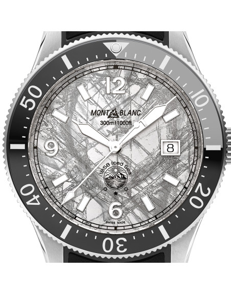 Montre Montblanc 1858 Iced Sea Automatic Date cadran gris à motif glacier bracelet caoutchouc noir 41 mm