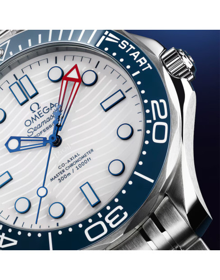 Montre Omega Seamaster Diver 300M America's Cup automatique cadran blanc bracelet acier 42 mm