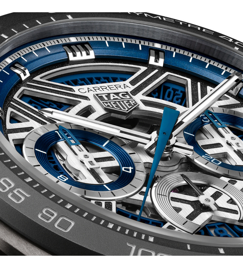 Montre TAG Heuer Carrera Chronographe Extreme Sport automatique cadran bleu bracelet caoutchouc bleu 44 mm